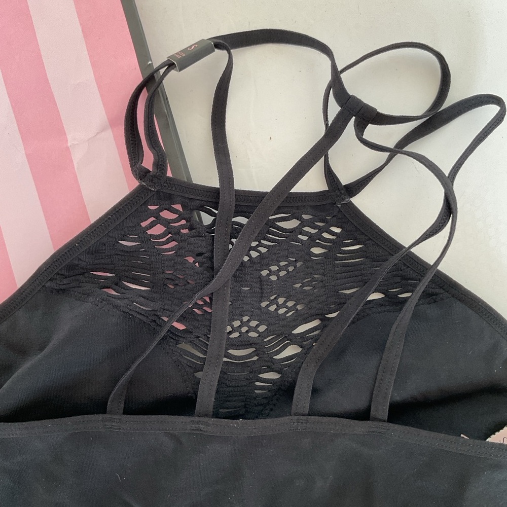 NWT Victorias Secret seamless cutout high neck bralette. Size small. - Picture 7 of 15
